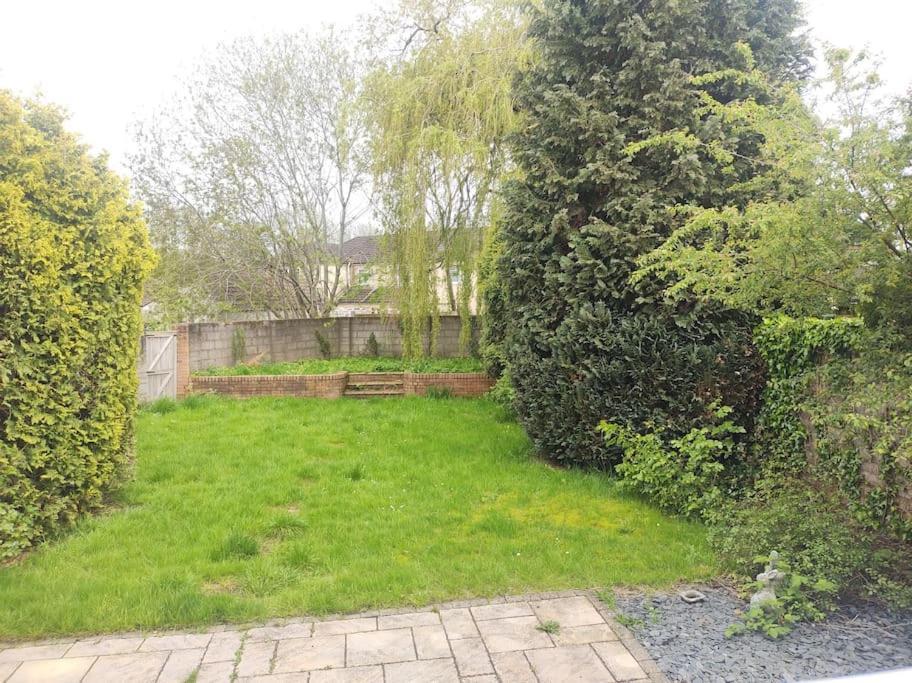 Apartamento Jah Bristol: Spacious 5-bed With Free Parking For Extended Bristol